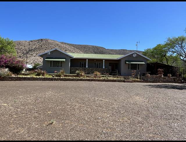 1,298HA FARM FOR SALE IN WILLOWMORE RURAL